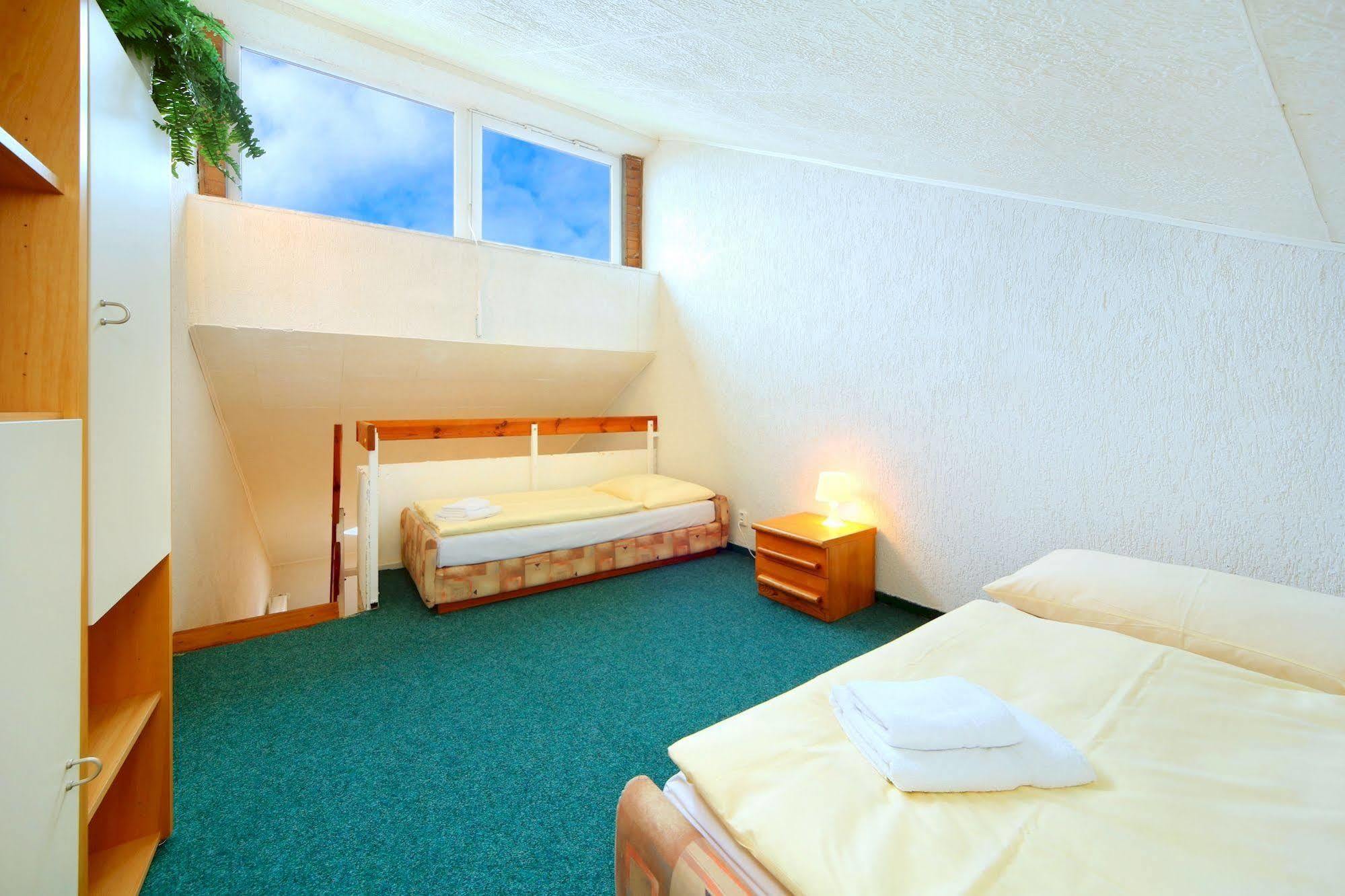 Hotel Fit Fun 하라포프 외부 사진